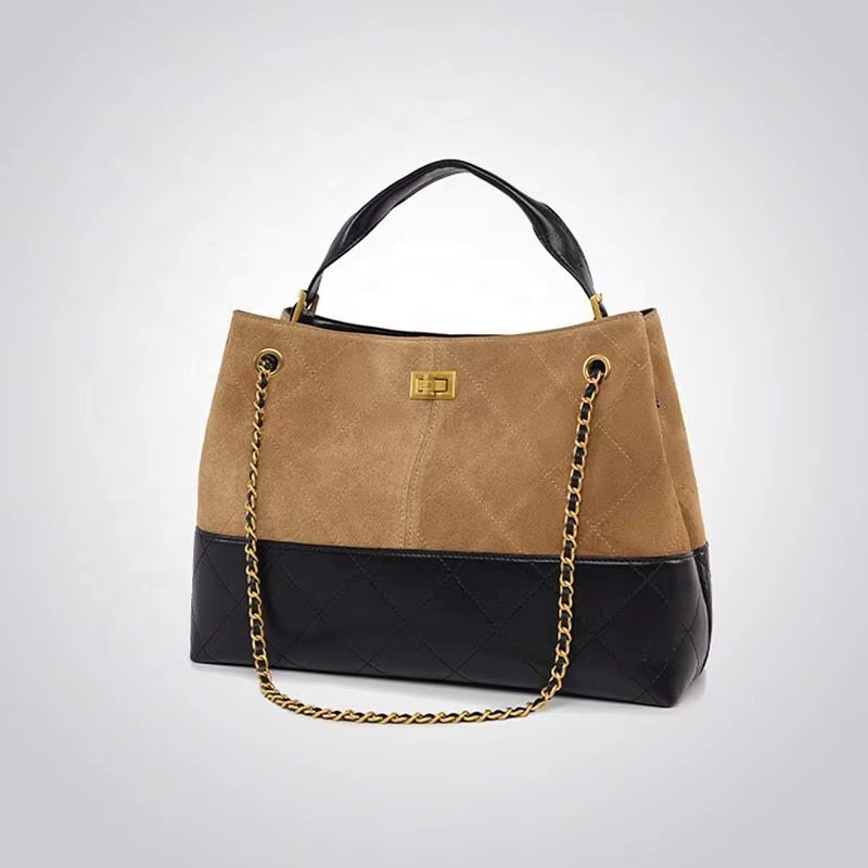 Geanta dama Selene quilted din piele naturala cu lant auriu | Evaltino