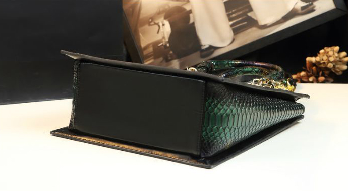 Geanta tote eleganta snake print din piele naturala