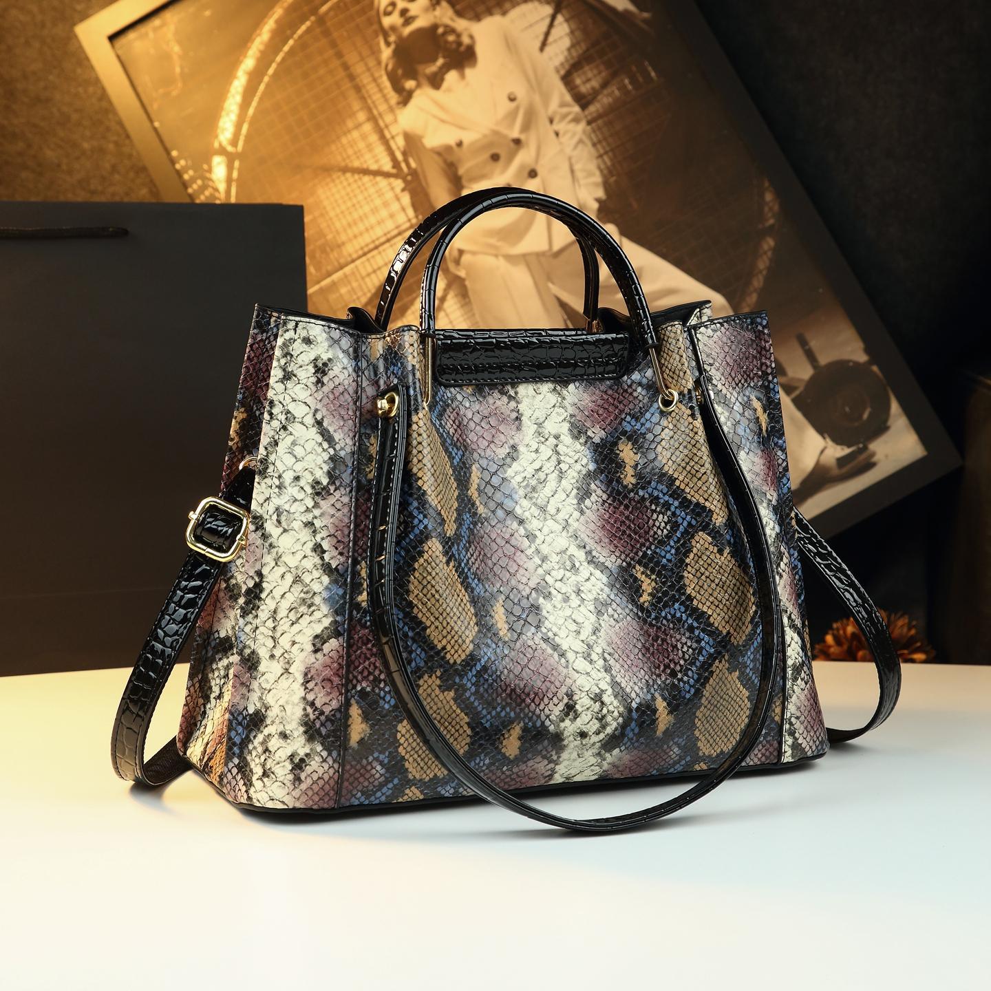 Geanta dama eleganta snake multicolor din piele naturala